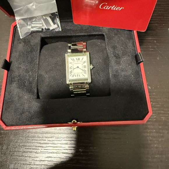 Tank must de Cartier stainless steel woman watch. - Picture 2 of 8